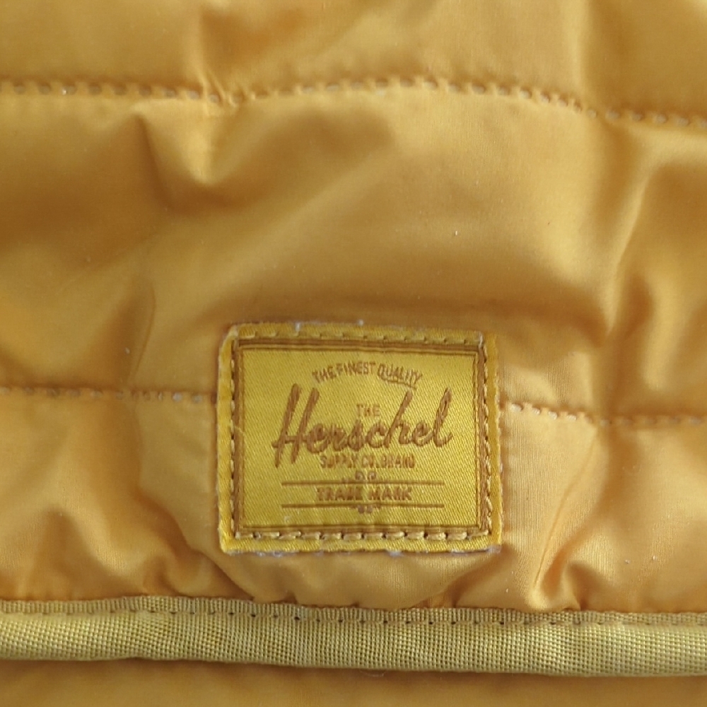 Yellow 💛 Herschel Supply Company Orange Belt Bag with Adjustable Strap - Picture 3 of 10